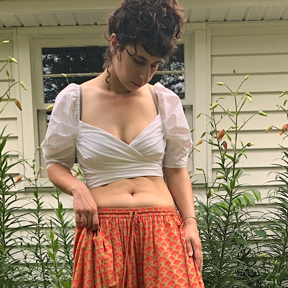 NWT Puff Sleeve Cropped Top